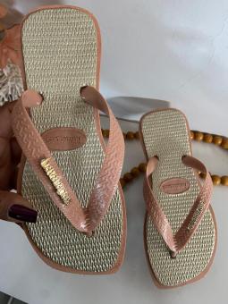 CHINELO HAVAIANAS PALHA CHIC - Código 3195-3
