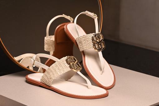 RASTEIRA CROCHE SCHTZ - Código 3233-22